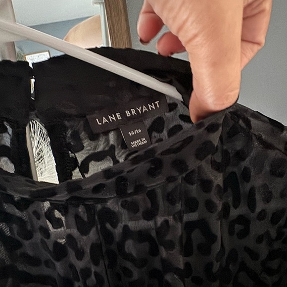 Lane Bryant Black Fitted Graphic Bodysuit - Picture 5 of 9